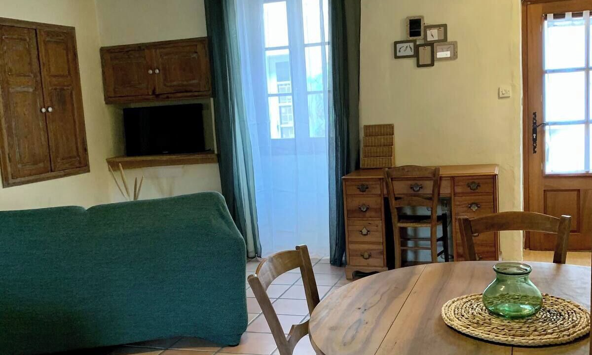 Photo of Livingroom in Monpazier