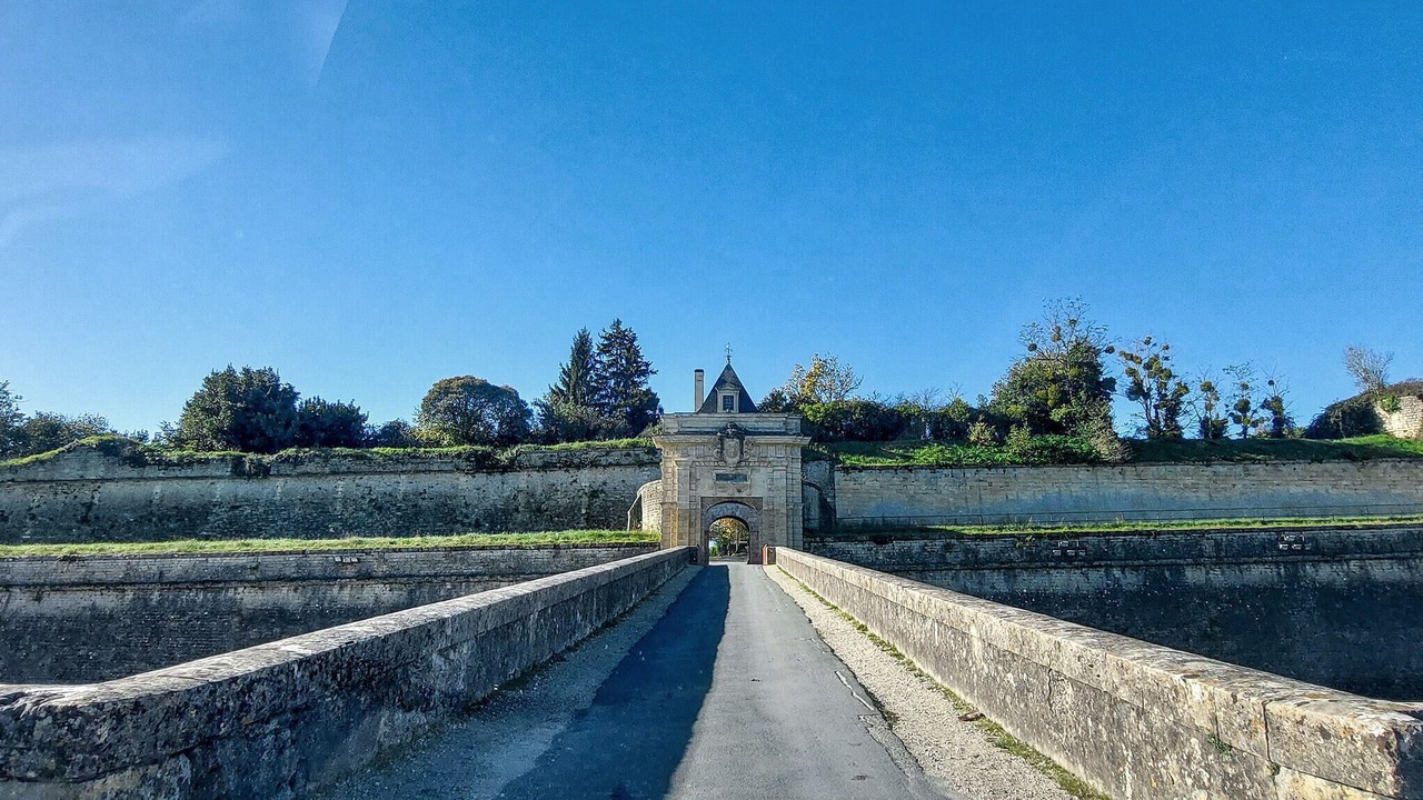 Photo of Others in Blaye