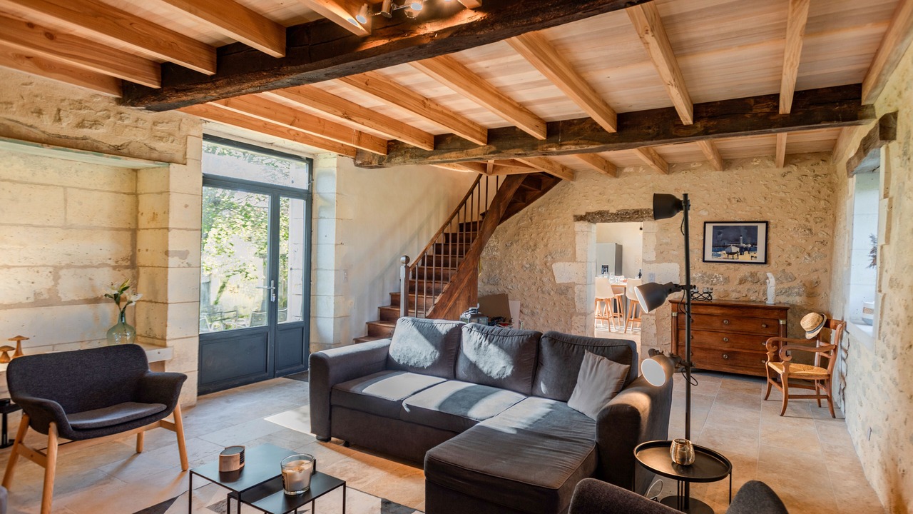 Photo of Livingroom in Champagne-et-Fontaine