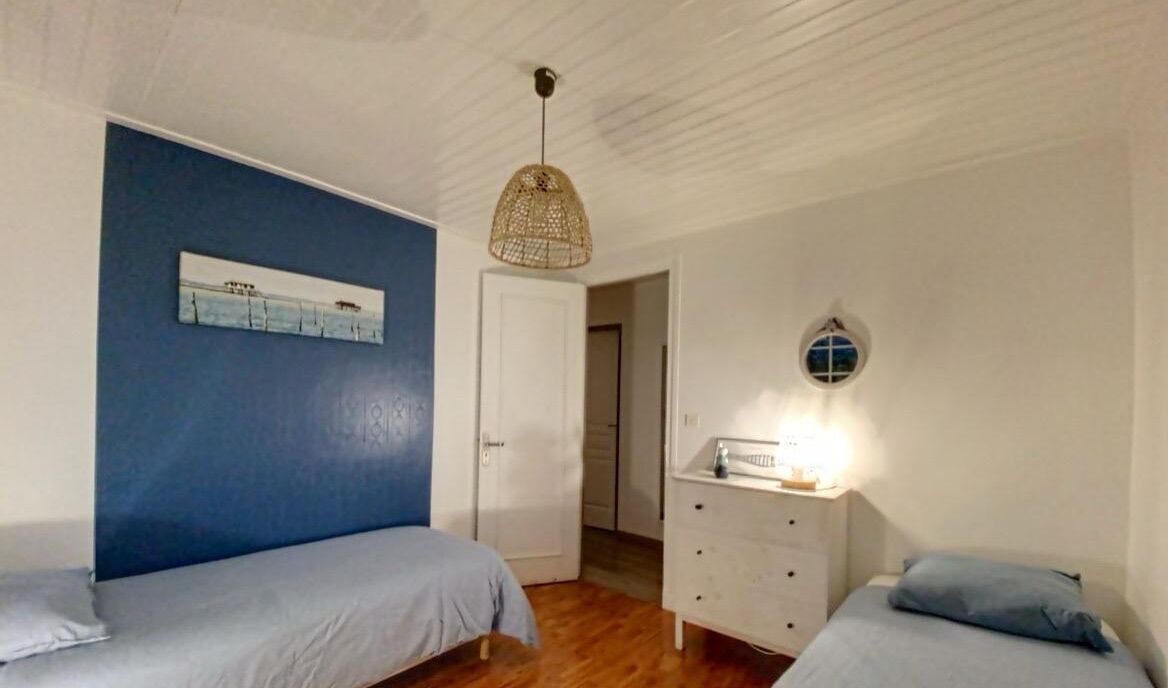 Photo of Bedroom in Carignan-de-Bordeaux
