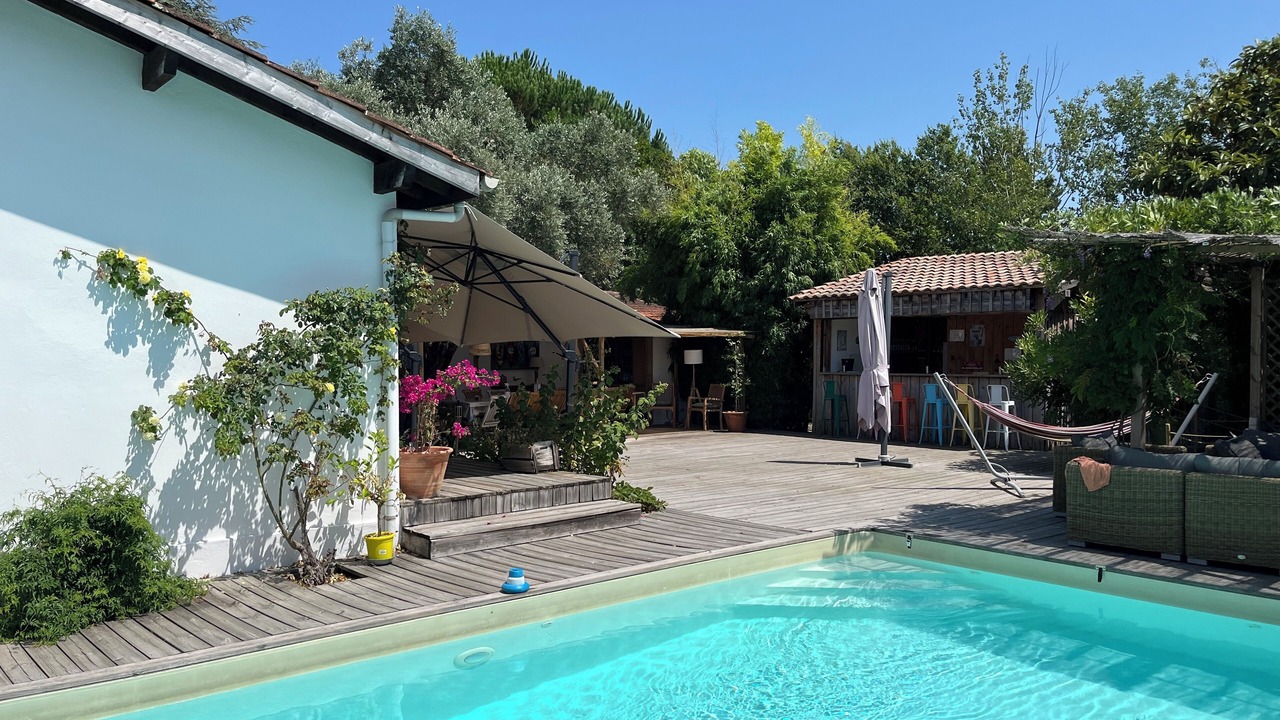 Photo of Outdoor in Carignan-de-Bordeaux