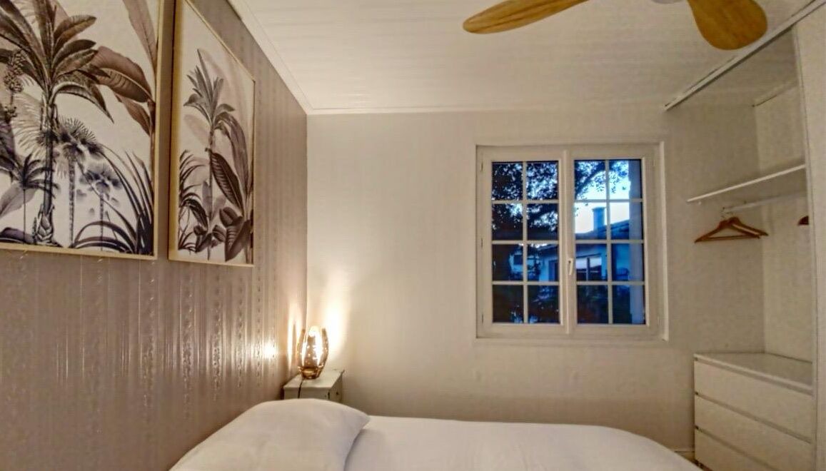 Photo of Bedroom in Carignan-de-Bordeaux