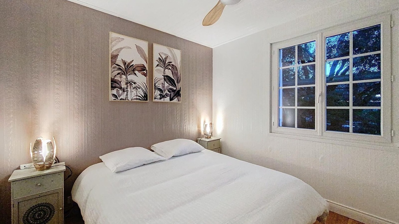 Photo of Bedroom in Carignan-de-Bordeaux