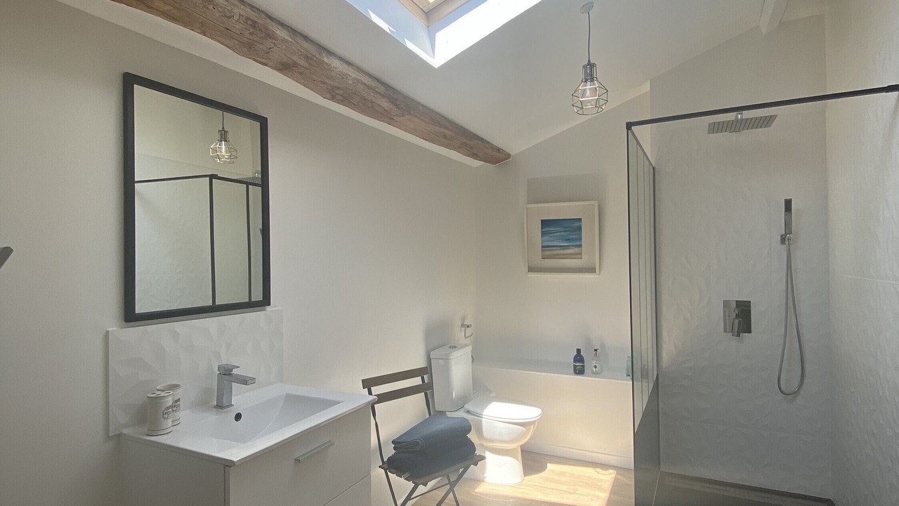 Photo of Bathroom in Vergne