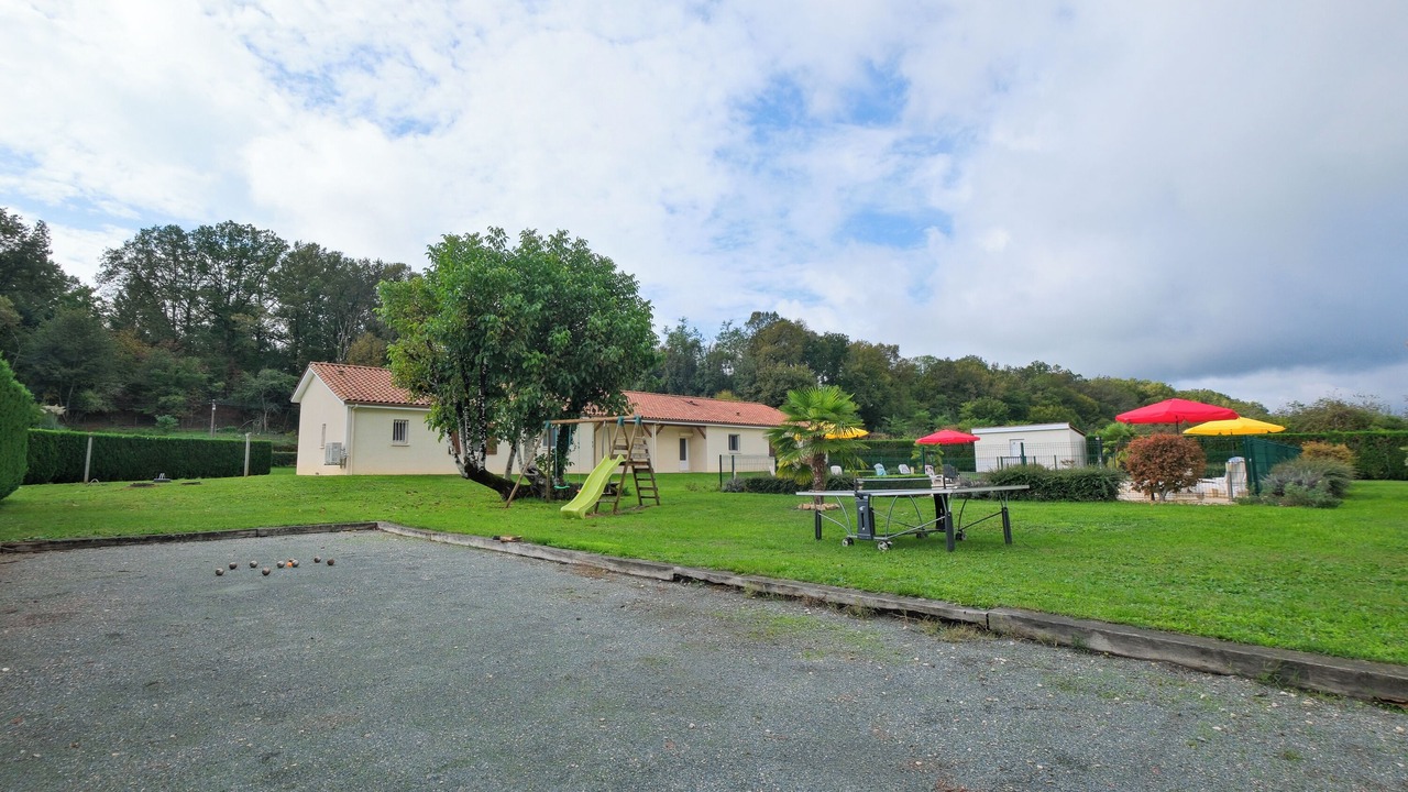 Photo of Outdoor in Savignac-les-Eglises