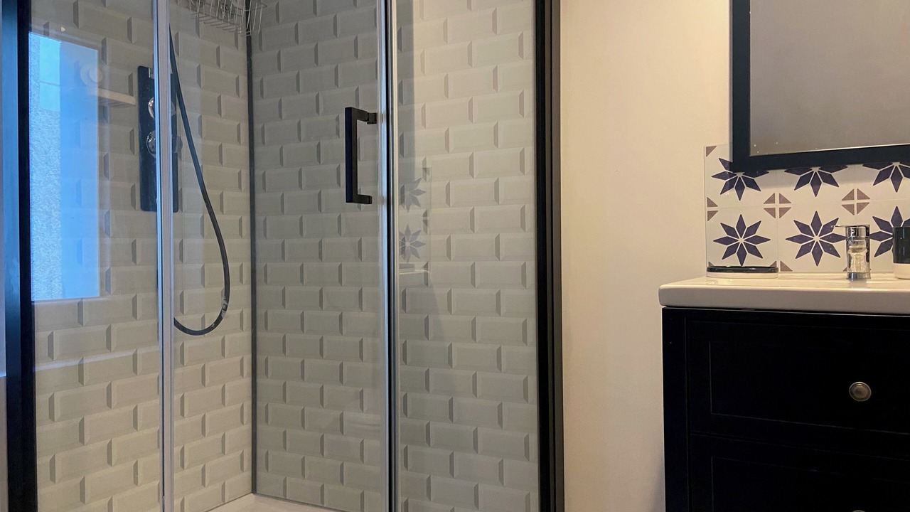 Photo of Bathroom in Montmorillon