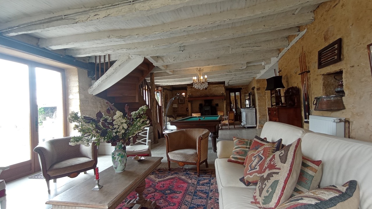 Photo of Livingroom in Saint-Cybranet