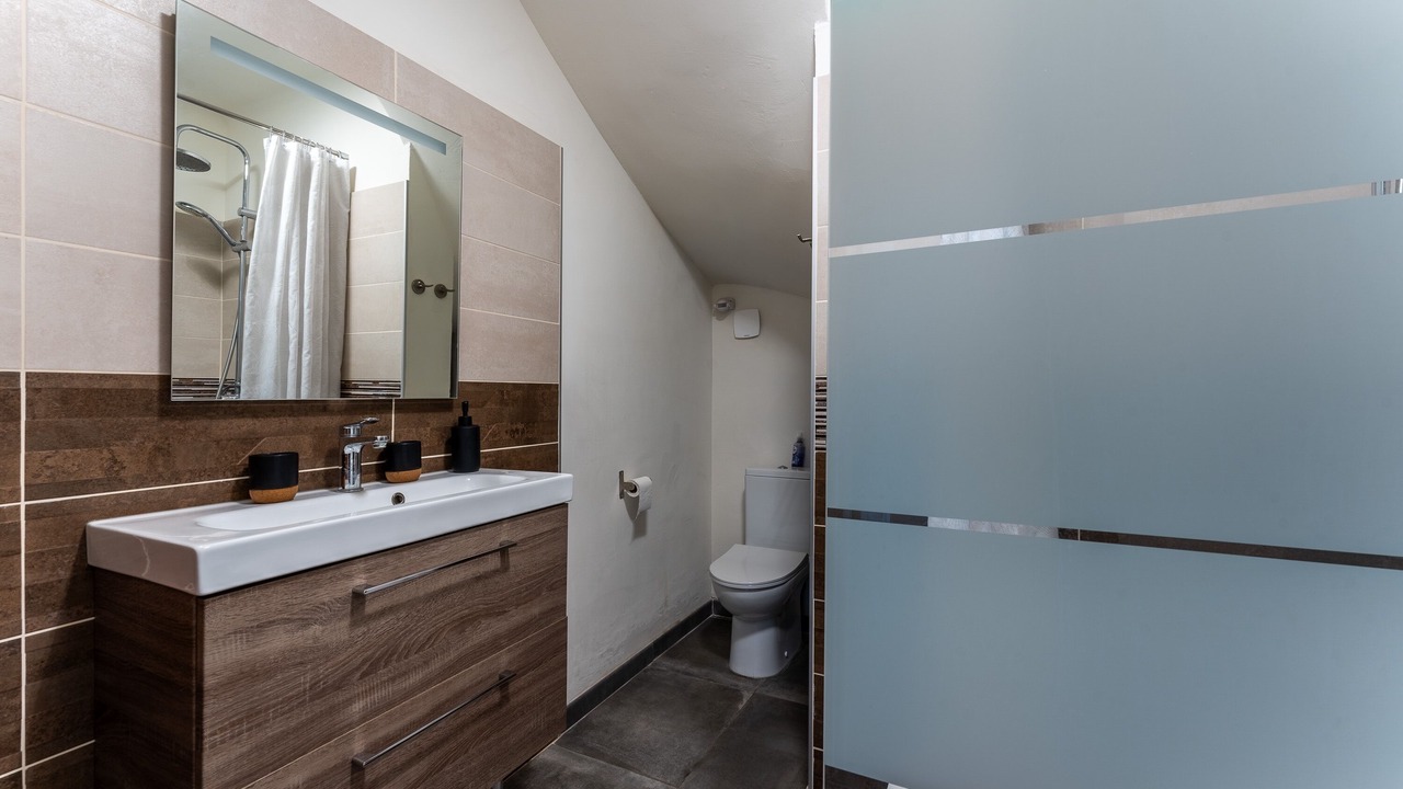 Photo of Bathroom in Courthezon
