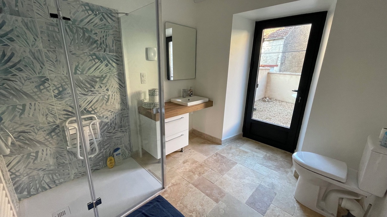 Photo of Bathroom in Tourtoirac