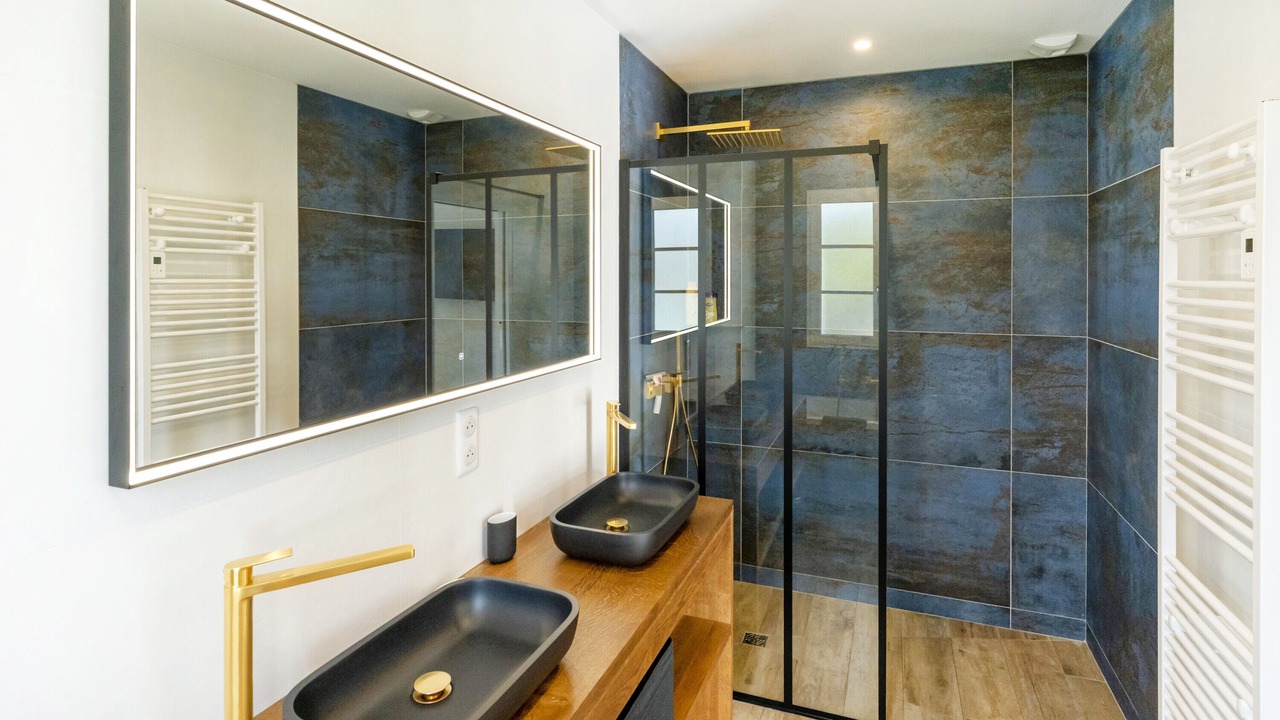 Photo of Bathroom in Sare