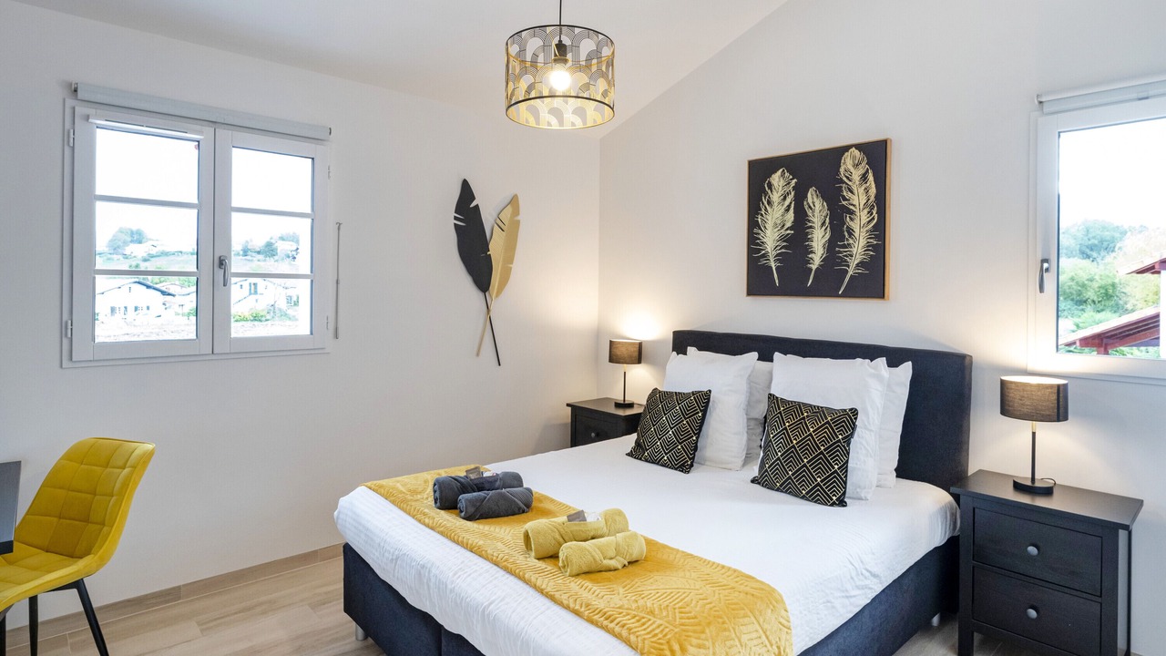 Photo of Bedroom in Sare