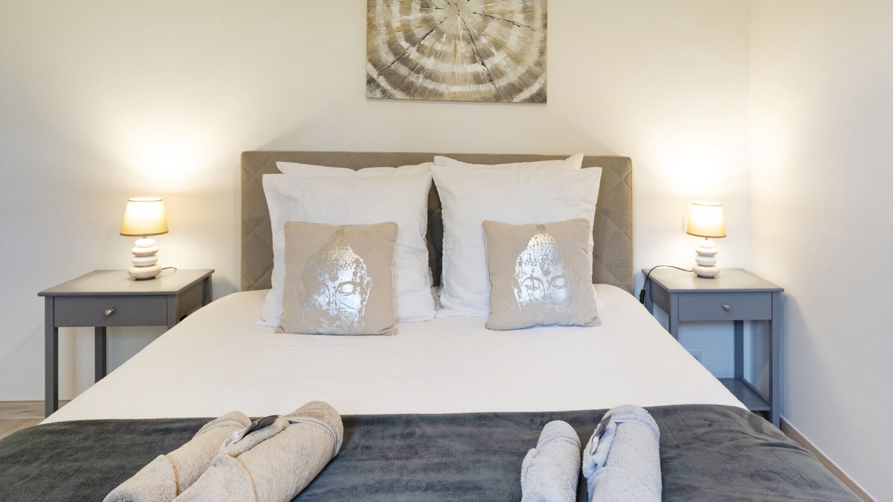 Photo of Bedroom in Sare