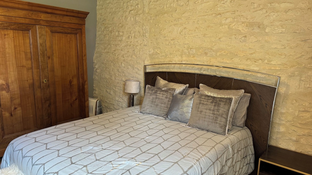 Photo of Bedroom in Chenon