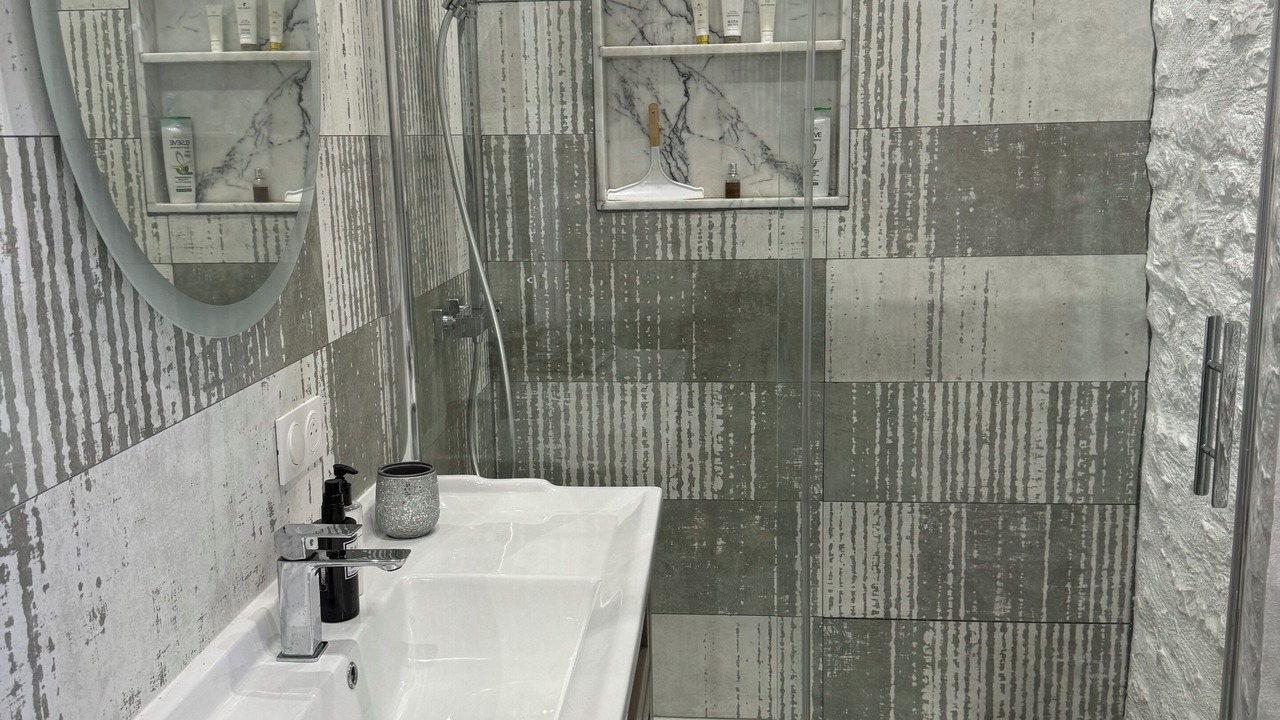 Photo of Bathroom in Chenon