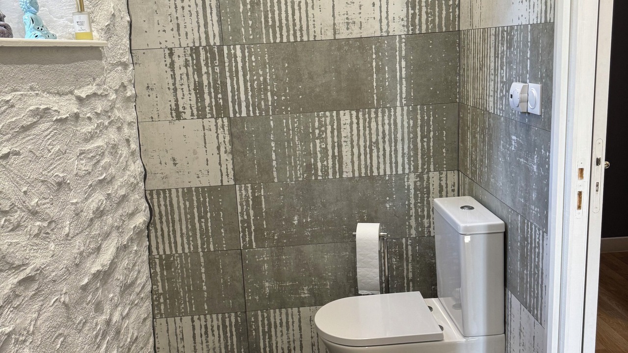 Photo of Bathroom in Chenon
