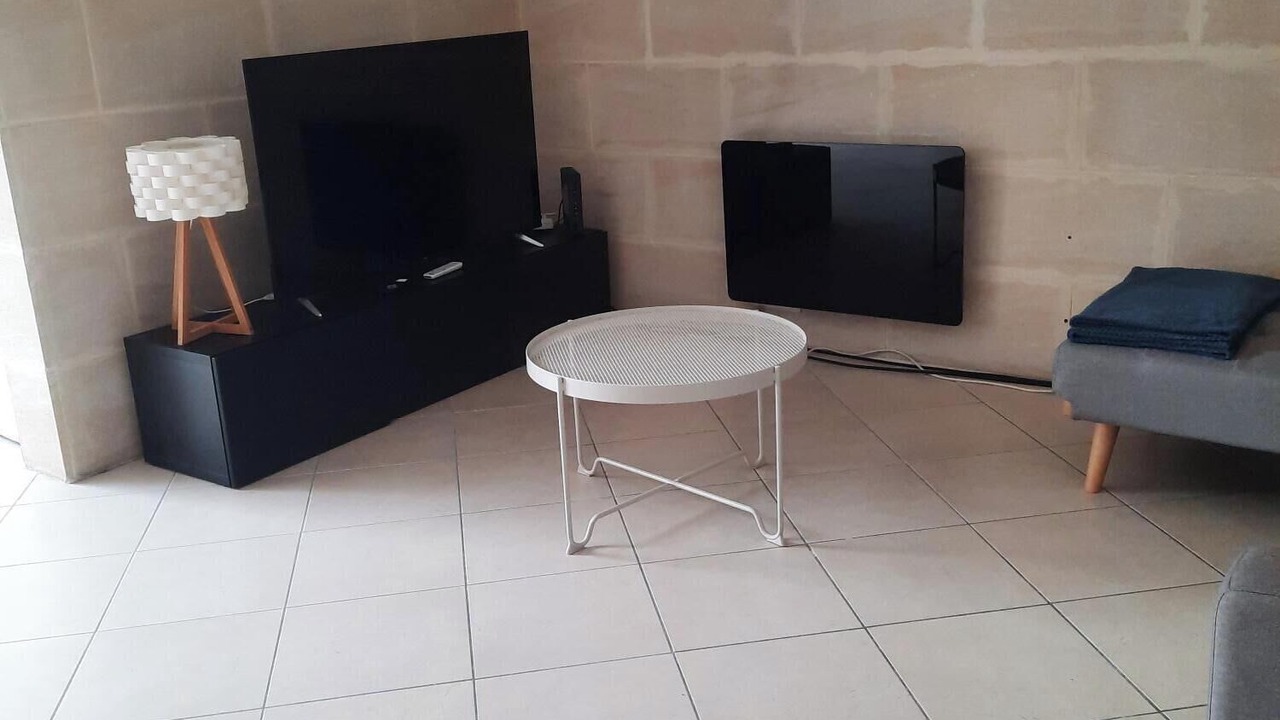 Photo of Livingroom in Cenon