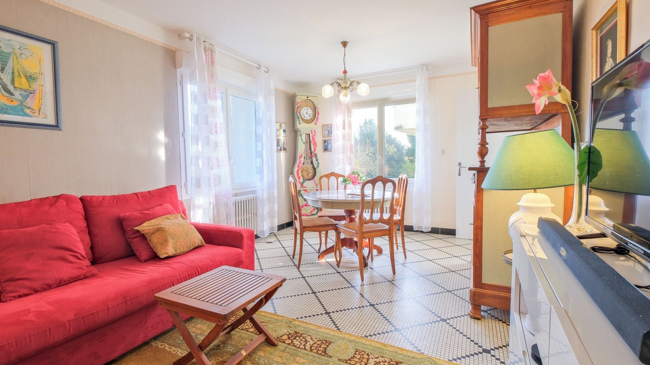 Photo of Livingroom in Boulazac-Isle-Manoire