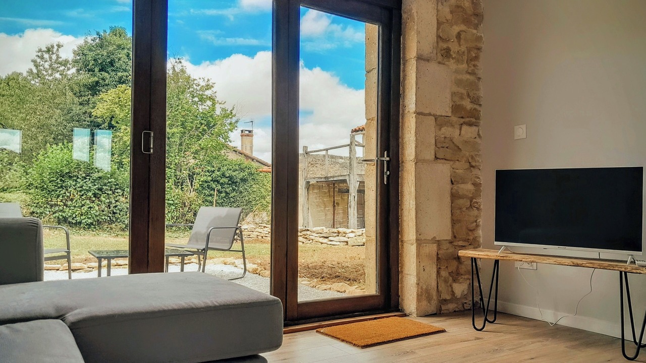 Photo of Livingroom in Vieux-Ruffec