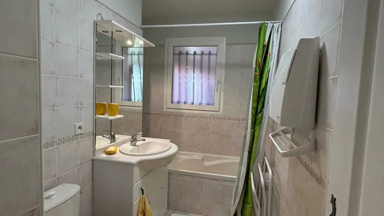 Photo of Bathroom in Gemozac
