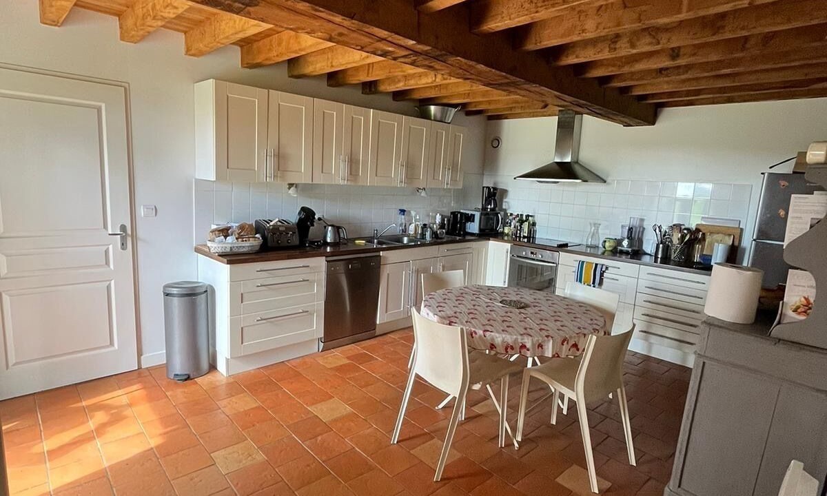 Photo of Kitchen in Issac
