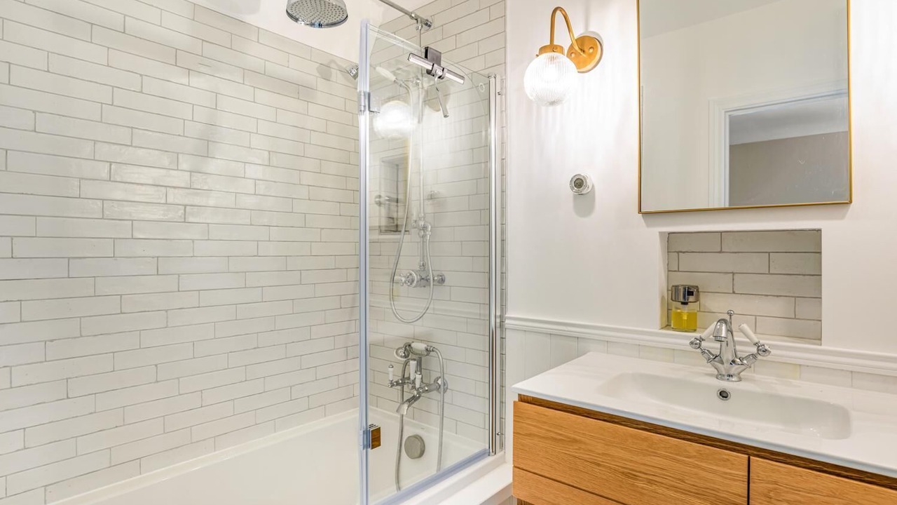 Photo of Bathroom in Bourdeilles