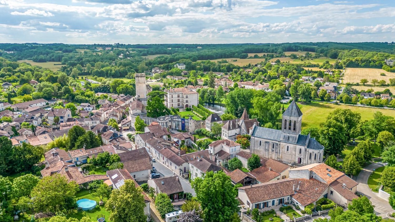 Photo of Outdoor in Bourdeilles