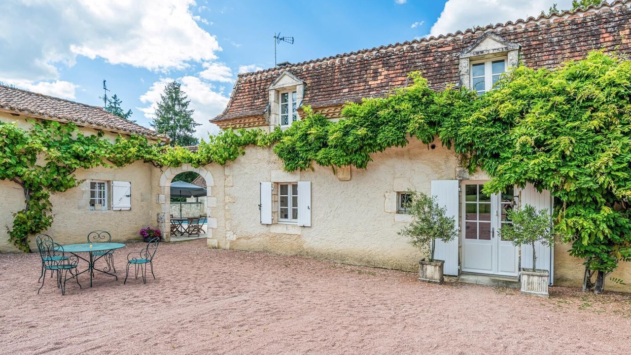 Photo of Outdoor in Bourdeilles