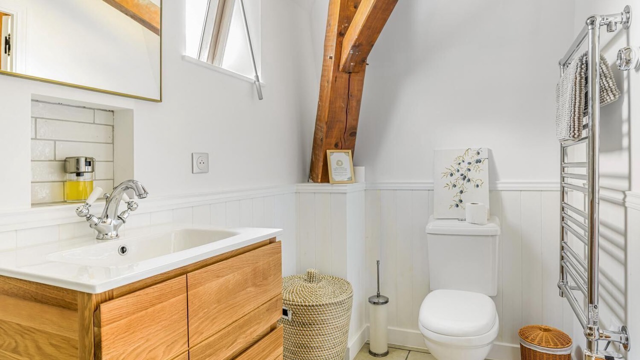 Photo of Bathroom in Bourdeilles