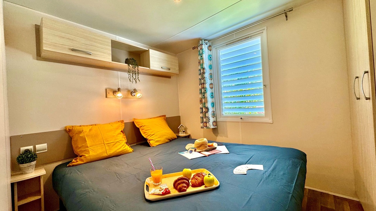 Photo of Bedroom in Saint-Astier