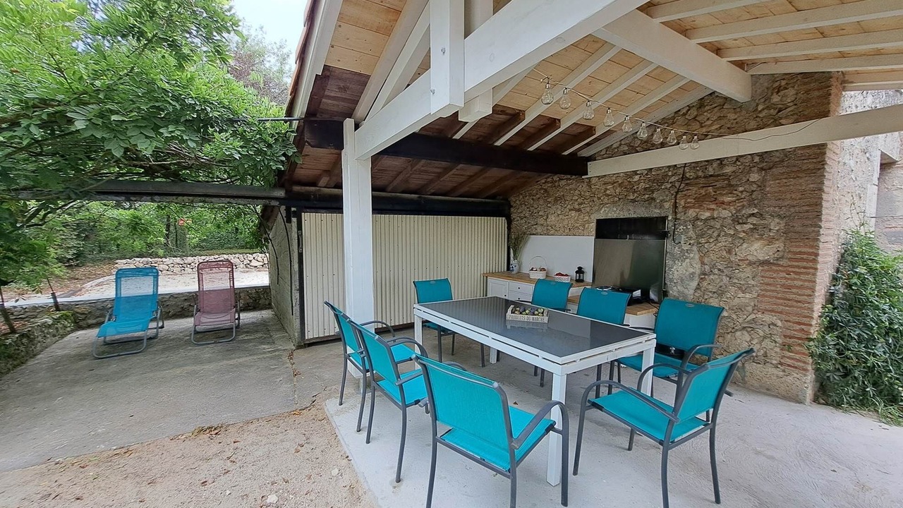 Photo of Others in Saint-Pierre-de-Buzet