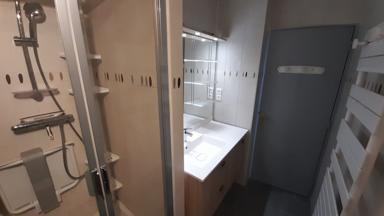 Photo of Bathroom in La Roche-Posay
