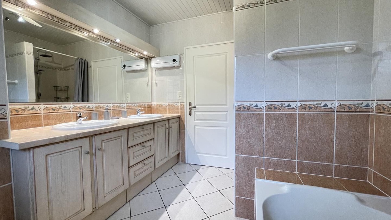 Photo of Bathroom in Arbonne