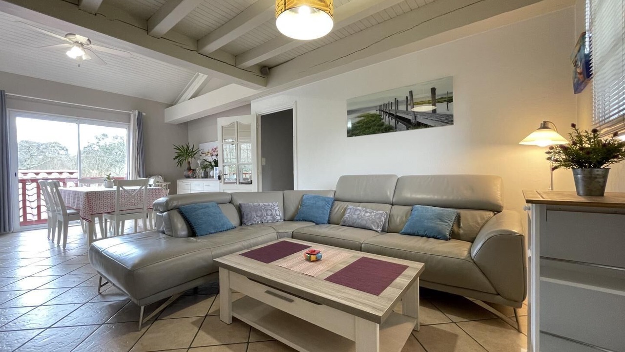 Photo of Livingroom in Arbonne