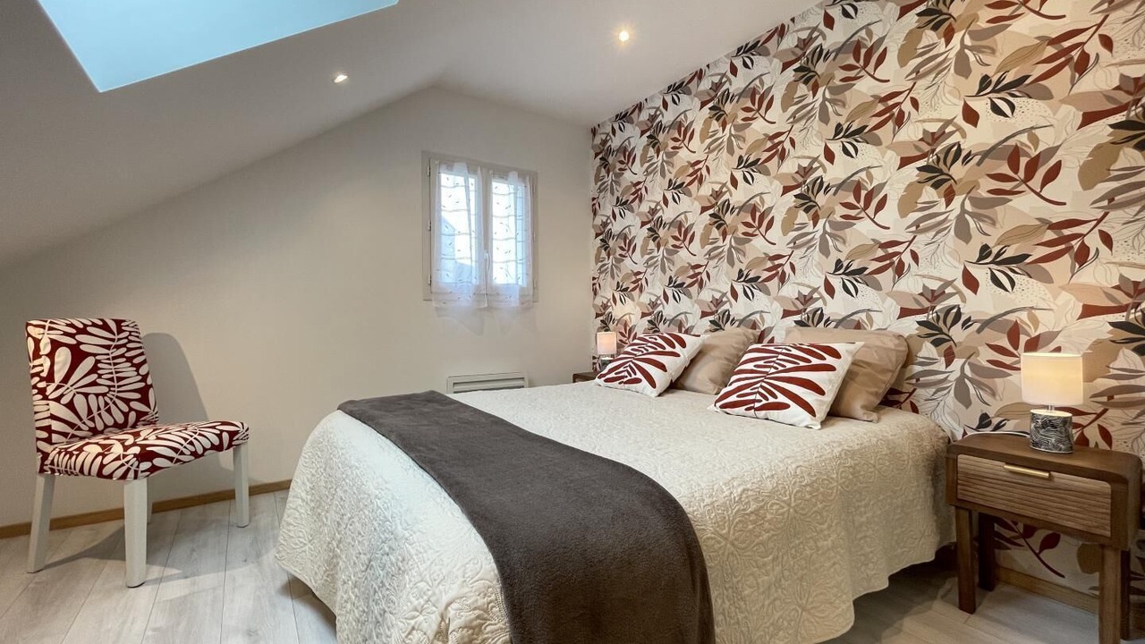 Photo of Bedroom in Moumour