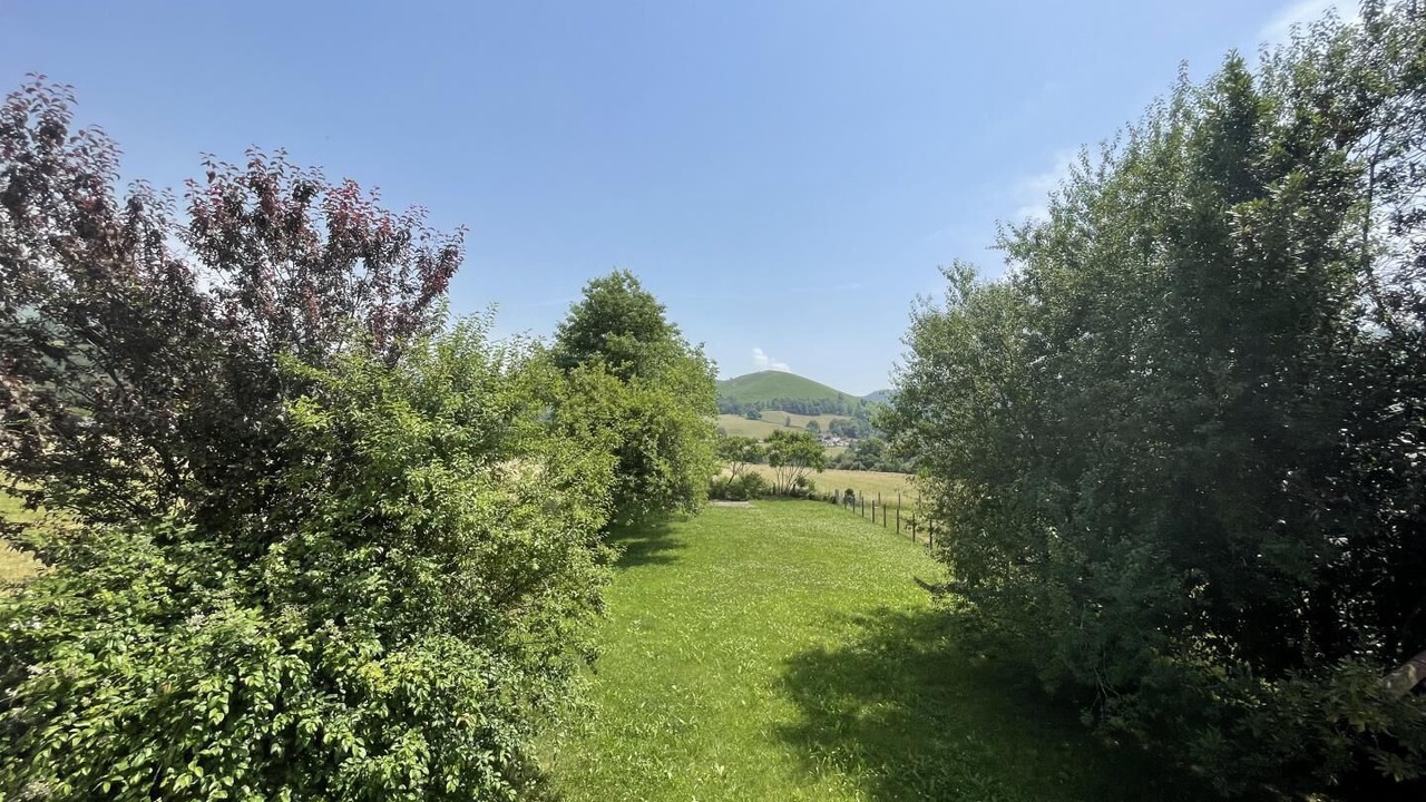 Photo of Outdoor in Mendive