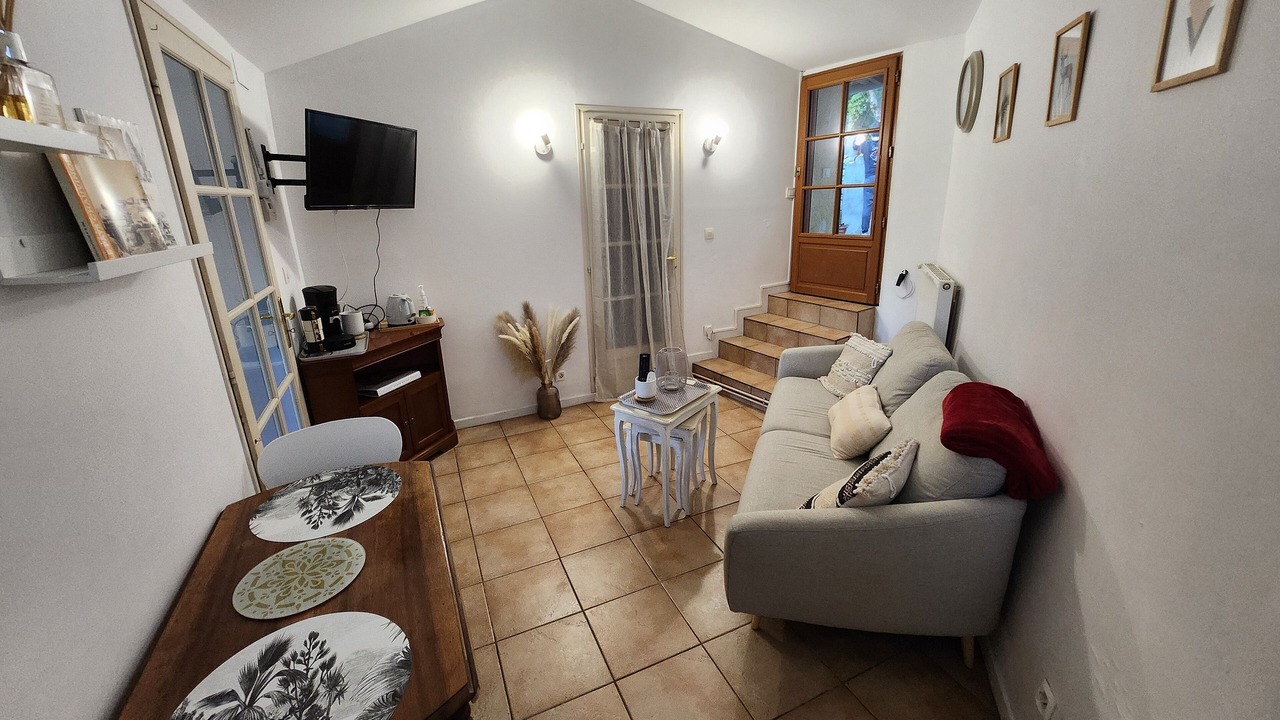 Photo of Livingroom in Saint-Benoit