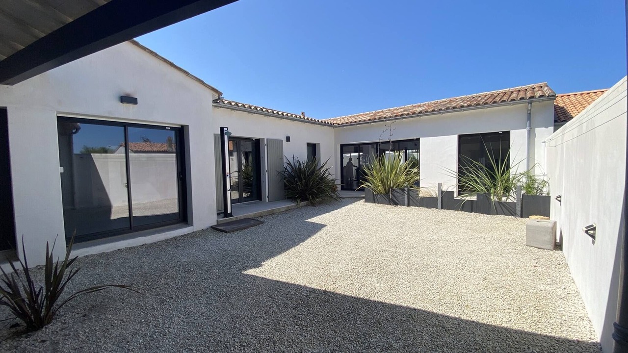 Photo of Patio Balcony in Rivedoux-Plage