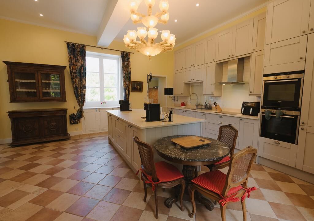 Photo of Kitchen in Saint-Sulpice-et-Cameyrac