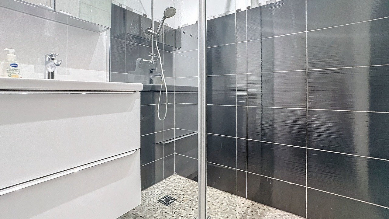 Photo of Bathroom in Cannes La Bocca