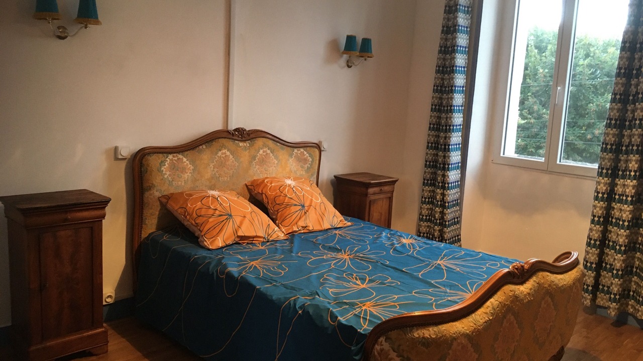 Photo of Bedroom in Doussay