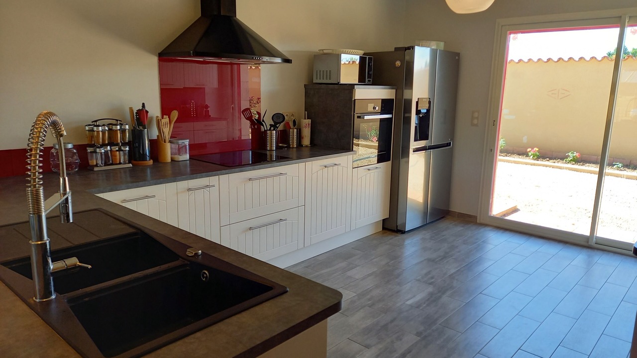Photo of Kitchen in Saint-Pierre-d'Eyraud