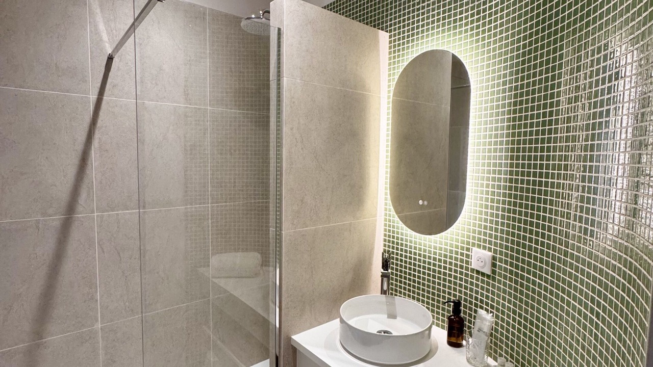 Photo of Bathroom in Saint-Sulpice-de-Faleyrens