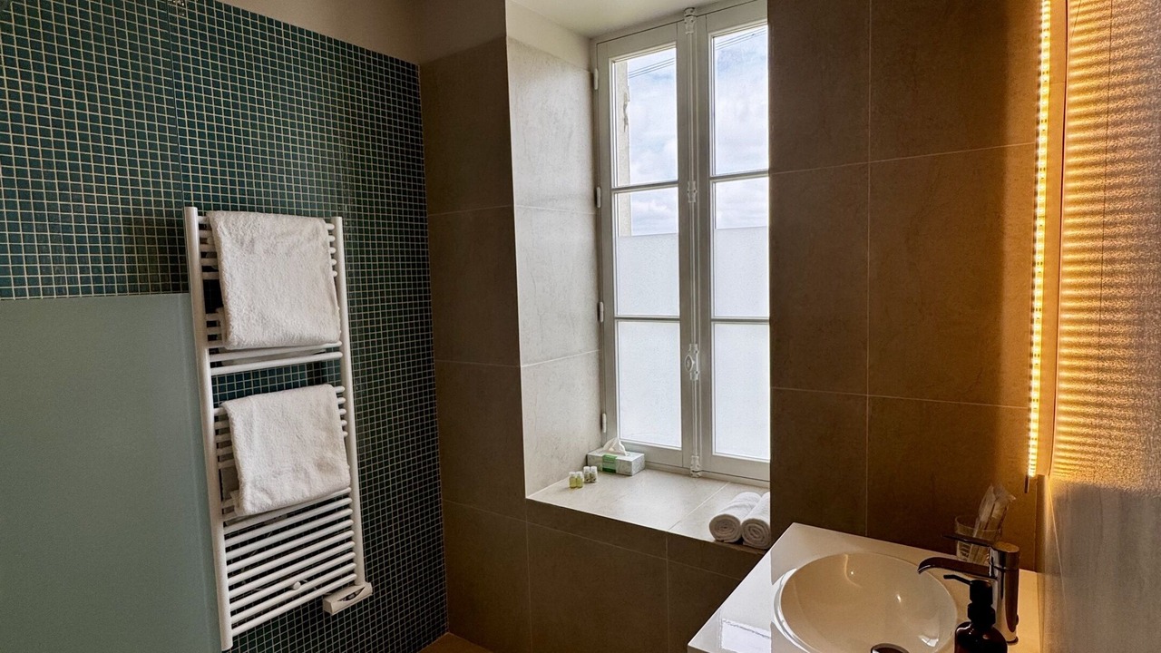 Photo of Bathroom in Saint-Sulpice-de-Faleyrens