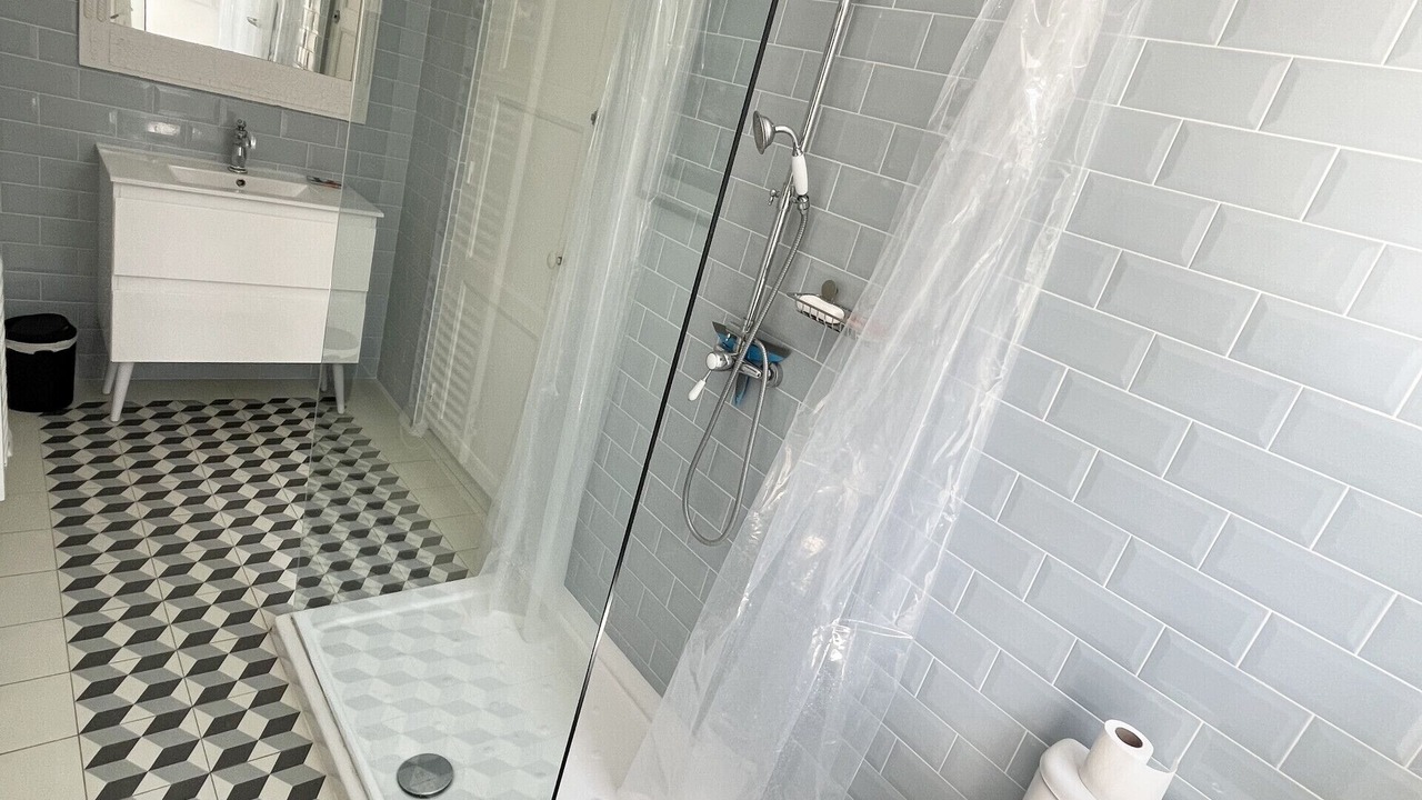 Photo of Bathroom in Le Chateau-d'Oleron