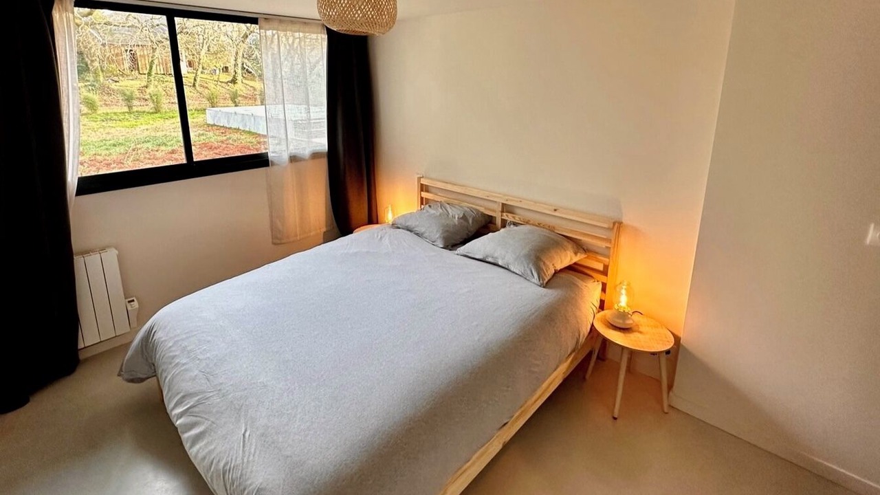 Photo of Bedroom in Messanges