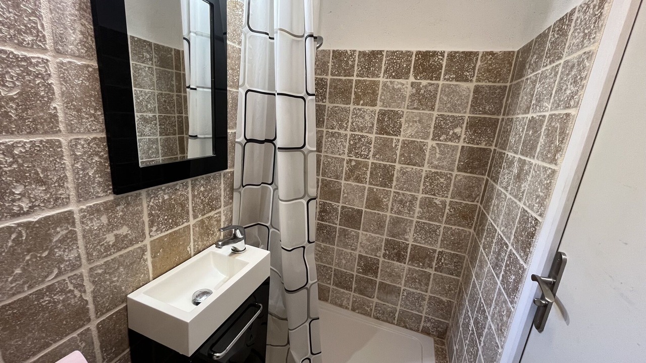 Photo of Bathroom in Allauch