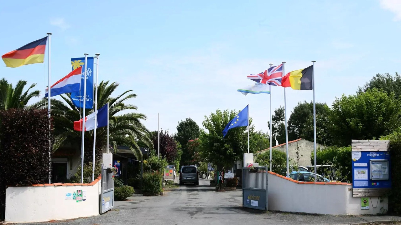 Photo of Others in Port-des-Barques