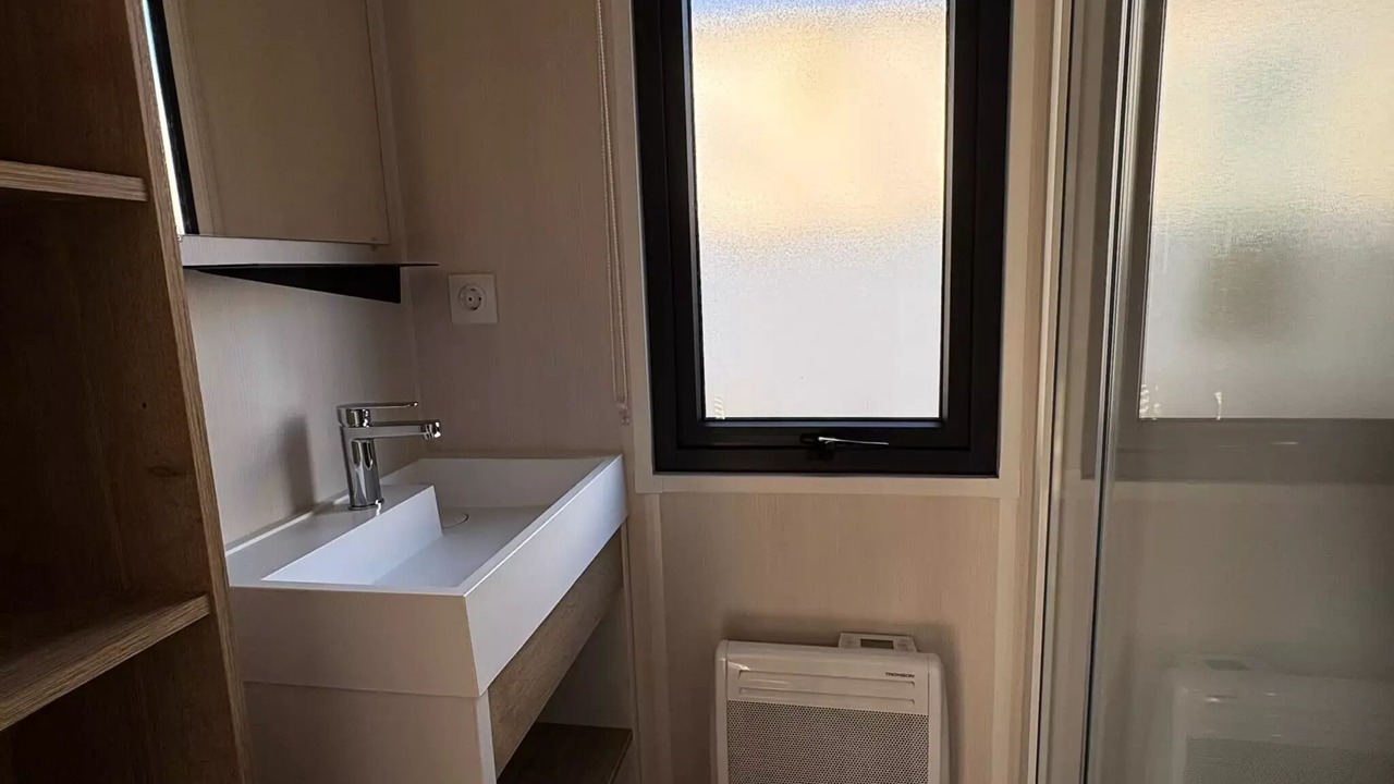 Photo of Bathroom in Port-des-Barques