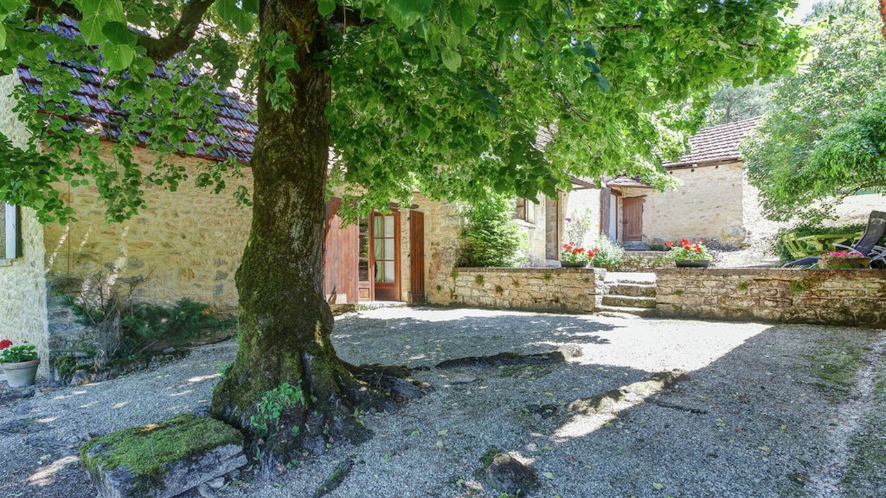 Photo of Outdoor in Saint-Leon-sur-Vezere