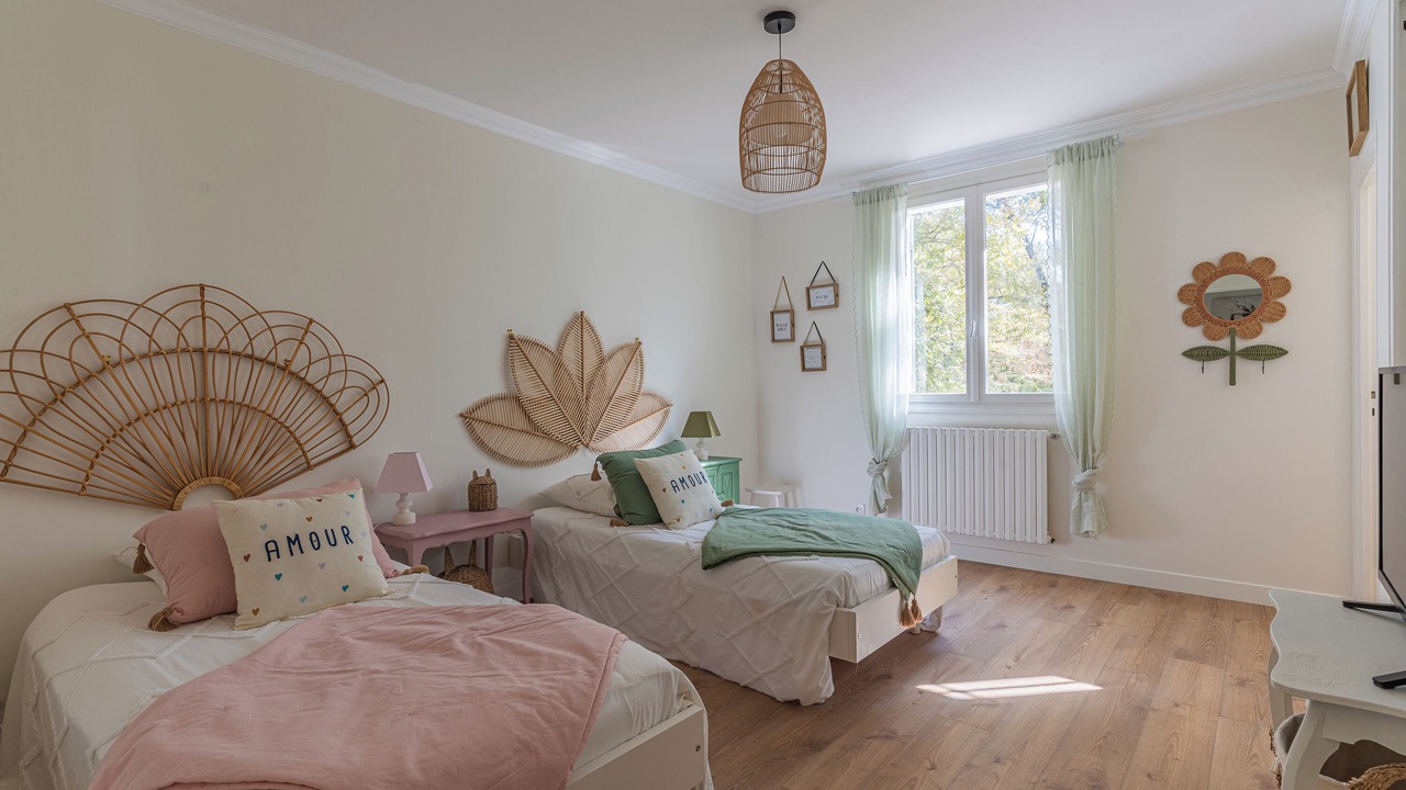 Photo of Bedroom in Saint-Sulpice-et-Cameyrac